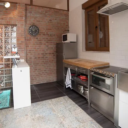 Apartman De Lujo En *